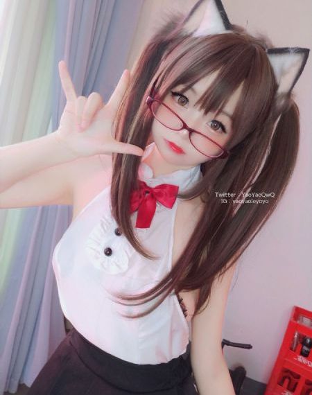 和爸爸kiss in the dark_4K高清在线
